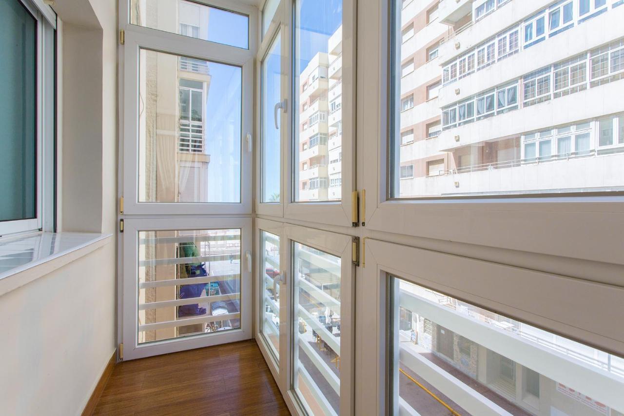 Vistas Mar 3 Dormitorios 2 Banos Cádiz Exterior photo